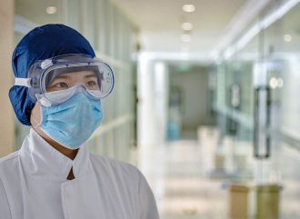 Zirkonyum Diş Kaplama ile Doğal ve Estetik Gülüşler