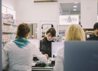 Şeffaf Plak (Telsiz Ortodonti) Tedavisinin Avantajları
